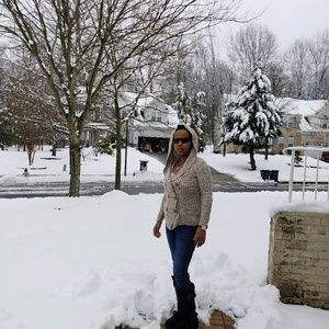 Meet your Posher, Alemshet